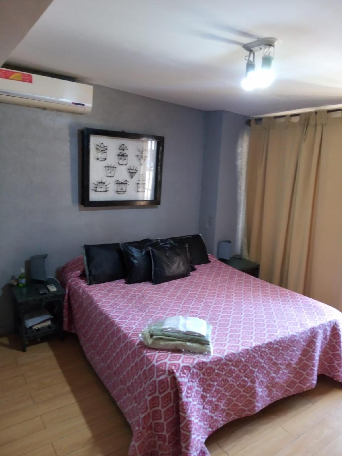 Departamentos Avenida San Martin Apartment *